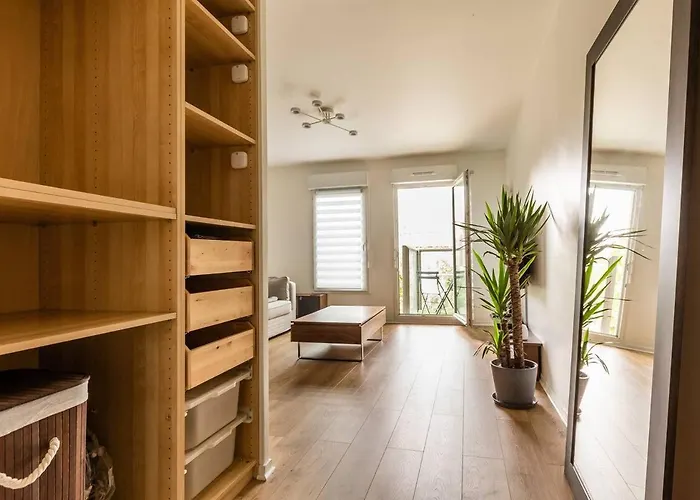 Superbe A 2 Stations De Paris Centre 15min A Pied Du Stade De France Apartmán
